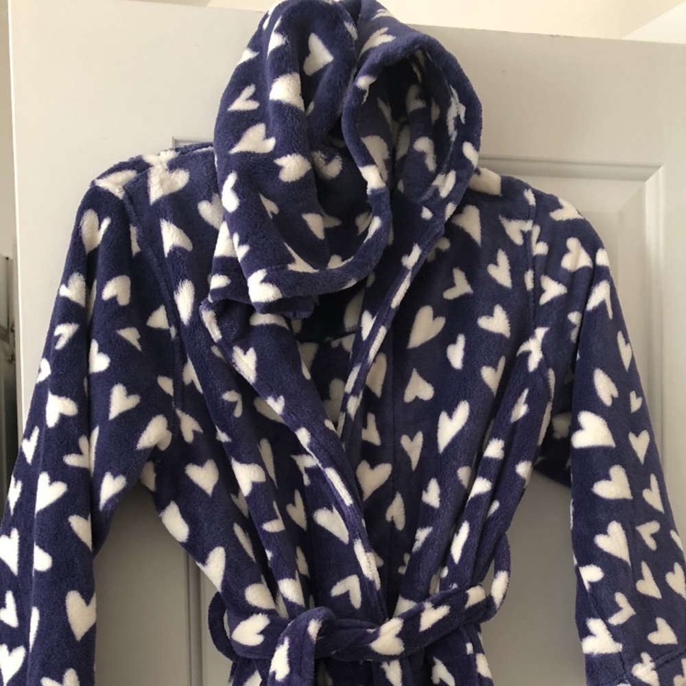 NWOT Tucker & Tate Girls plush Robe (M)